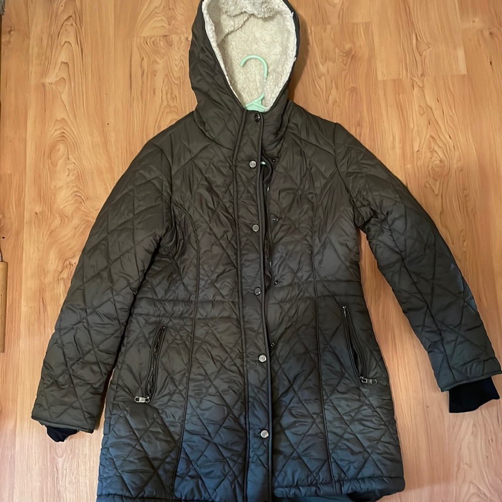Steve Madden puffer jacket
